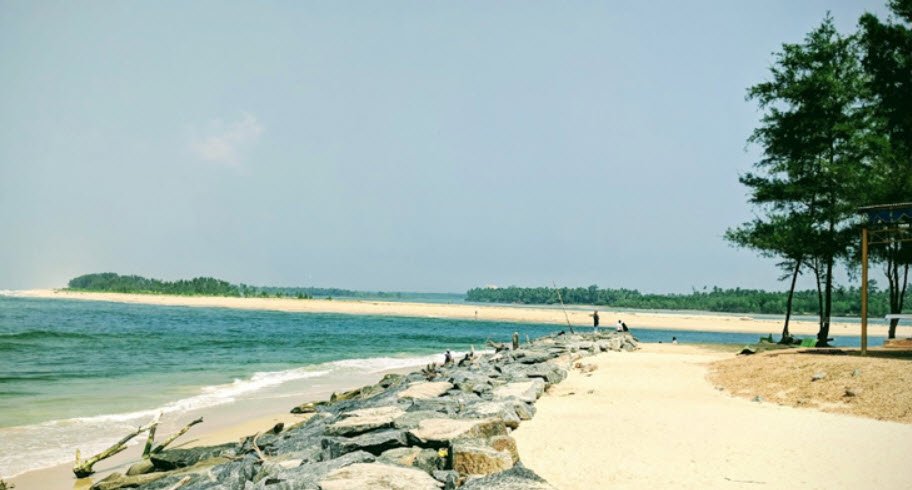 Sasihithlu Beach
